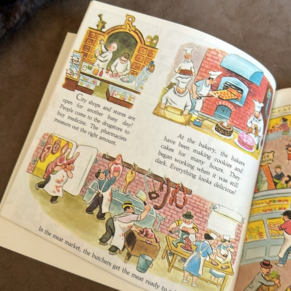 Random House *Vintage* Pictureback Book Bundle - Picture 14 of 14